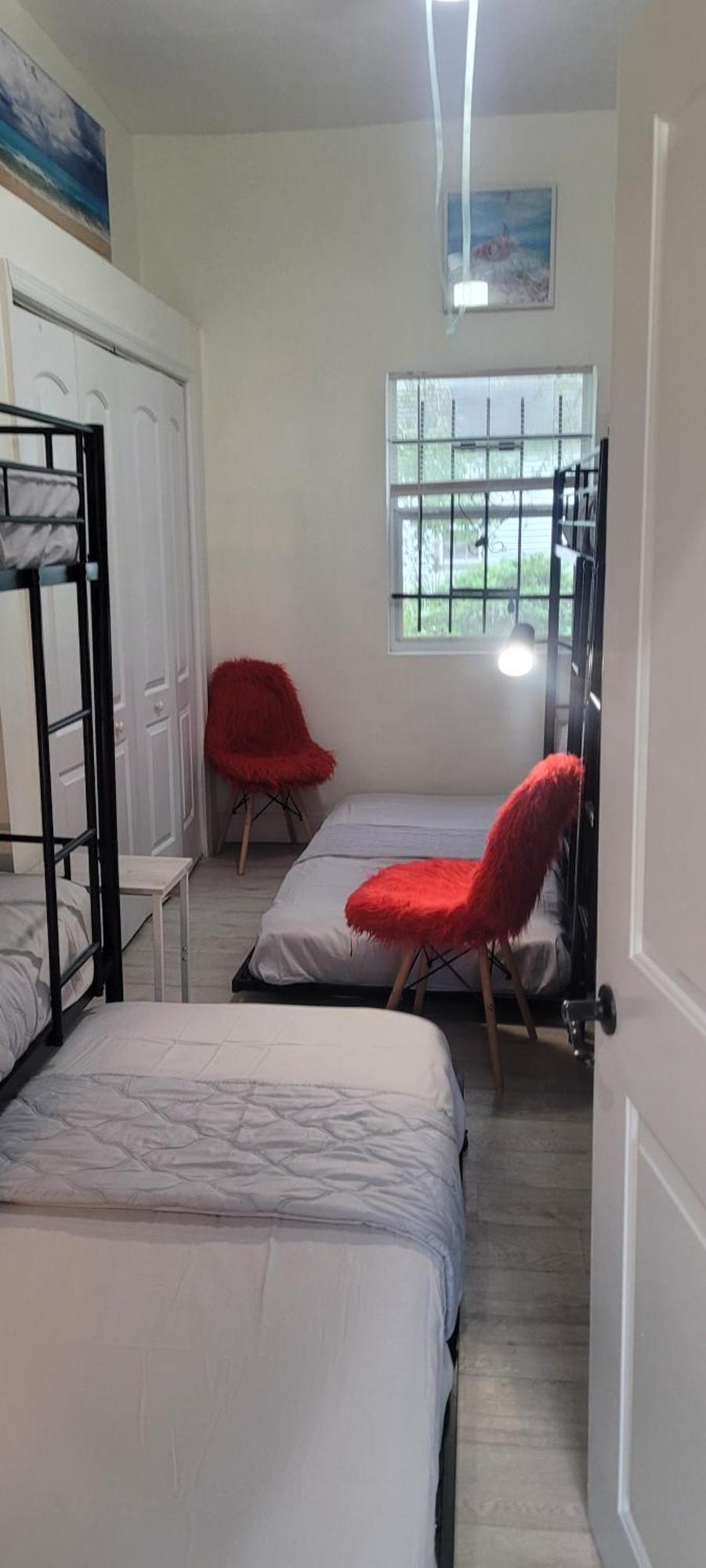 Large, Central, Lovely & Cozy 4Bed/2Bath - House By Everbank Stadium ジャクソンビル エクステリア 写真