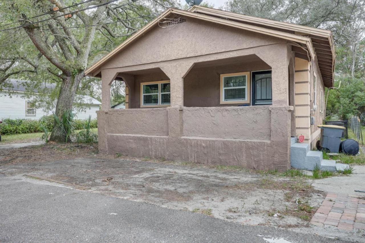 Large, Central, Lovely & Cozy 4Bed/2Bath - House By Everbank Stadium ジャクソンビル エクステリア 写真